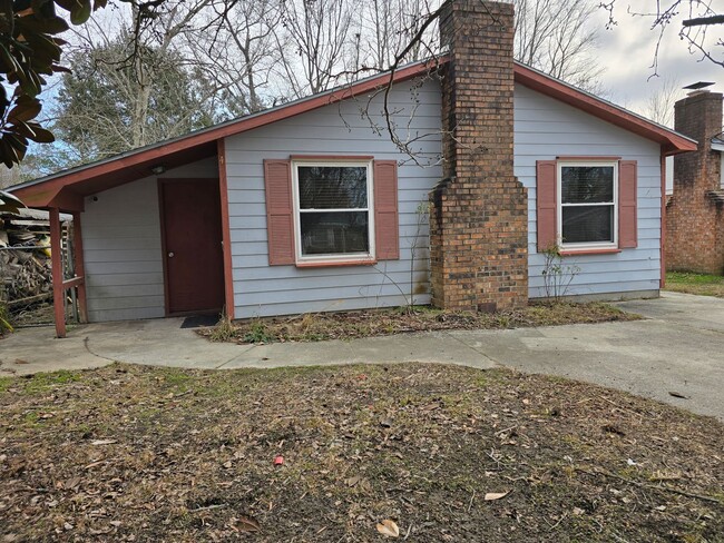 Building Photo - Charming 3-bedroom, 1-bath home