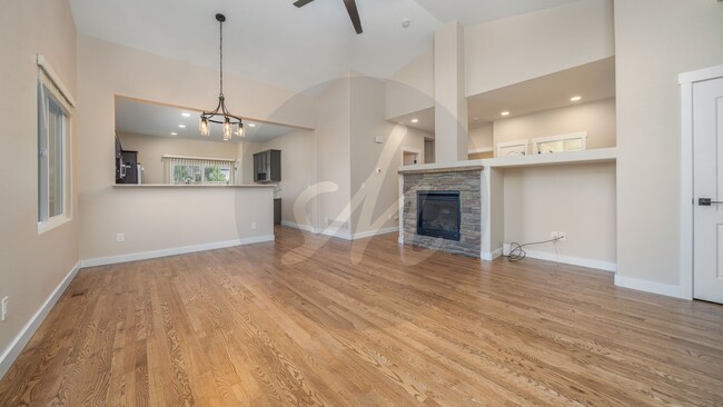 Building Photo - 12210 Point Reyes Dr