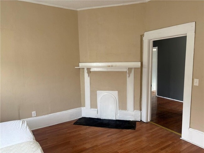 Building Photo - 343 Cairo St NW