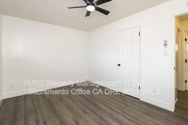 Building Photo - 130 Elm St