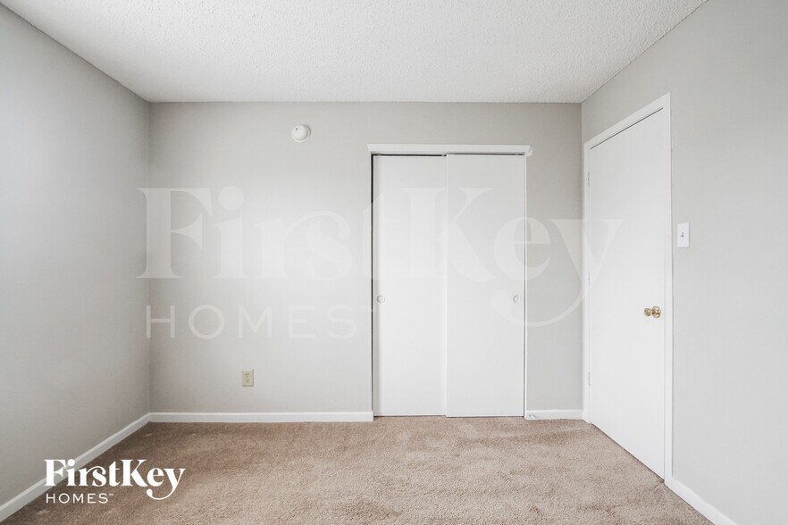 Building Photo - 7919 Hydrangea Ct