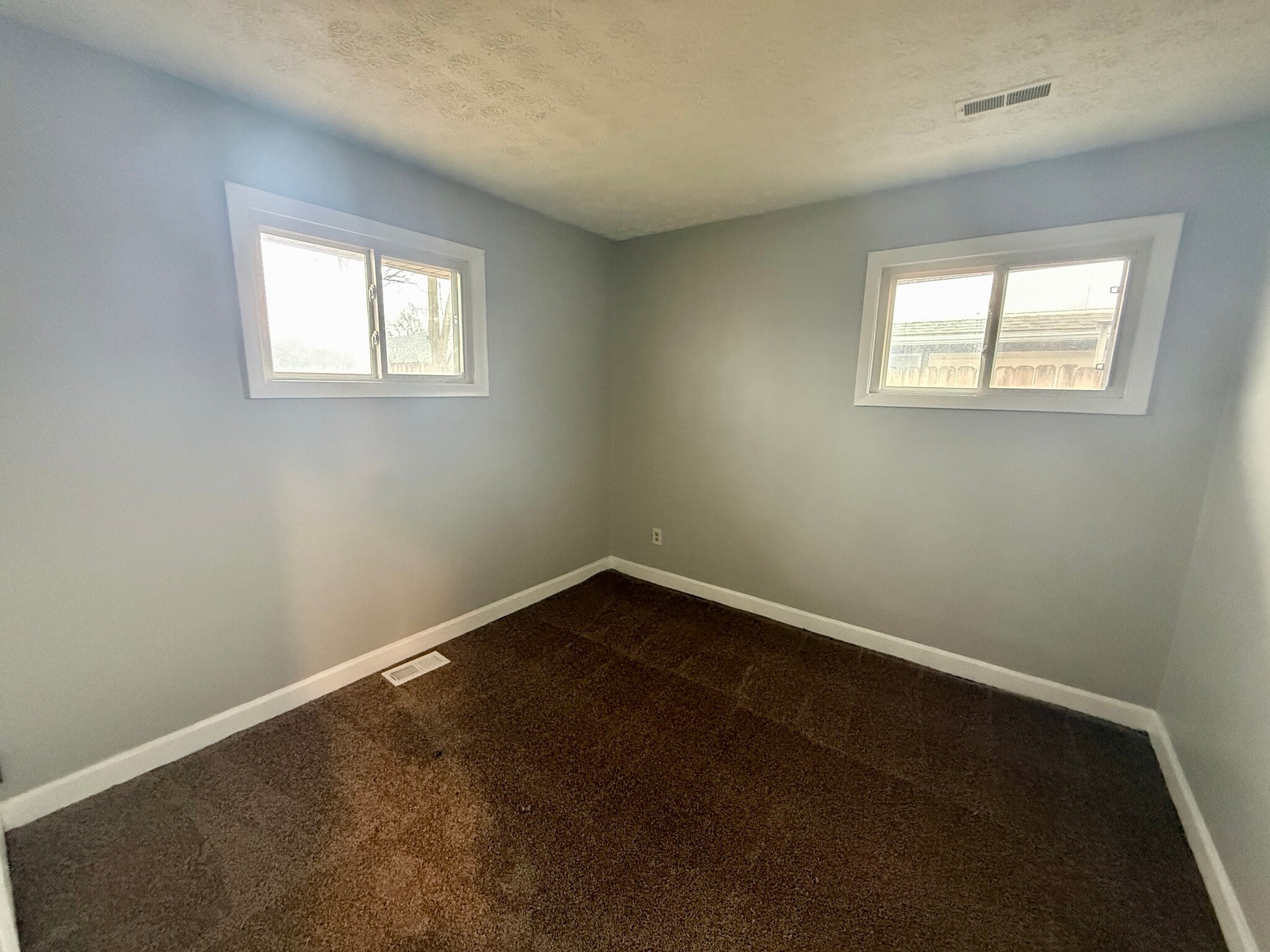 Building Photo - 1658 Frank Rd