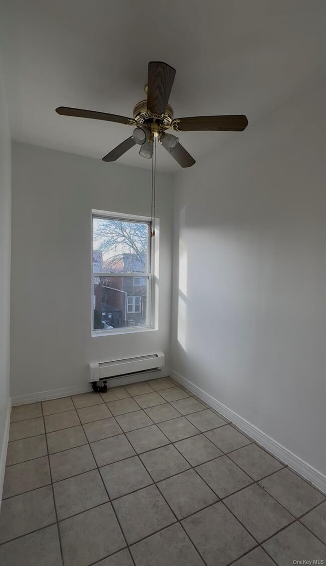 Building Photo - 30-11 85th St