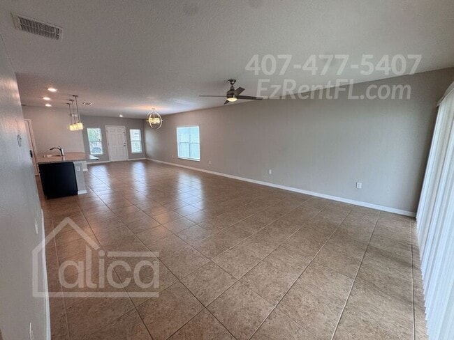 Building Photo - 426 Kestrel Dr