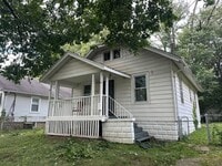 Building Photo - Section 8 Vouchers accepted for 3 Bedroom ...