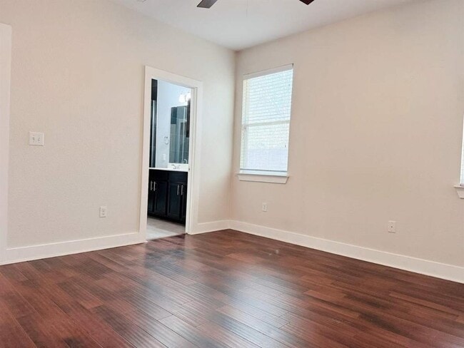 Building Photo - 7208 Lysander Ct