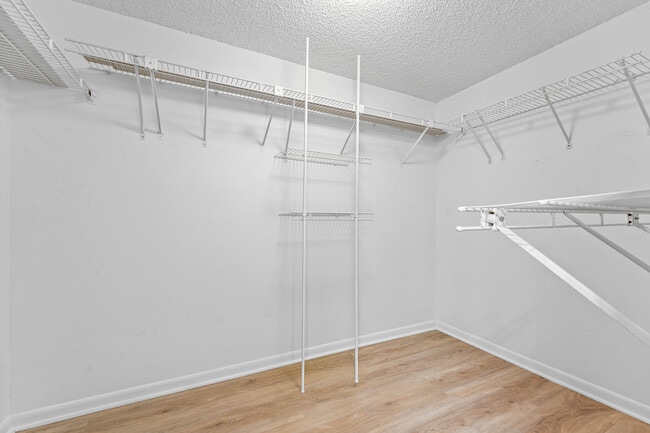 Building Photo - 6662 Boca Del Mar Dr