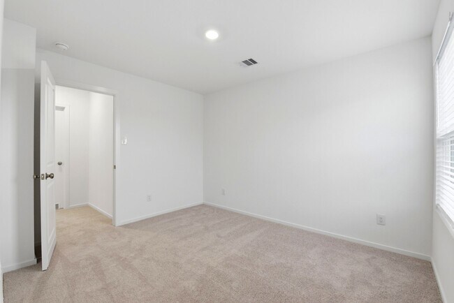 Building Photo - 15219 Abella Dr