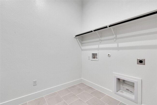 Building Photo - 2455 Shane Rnch Dr