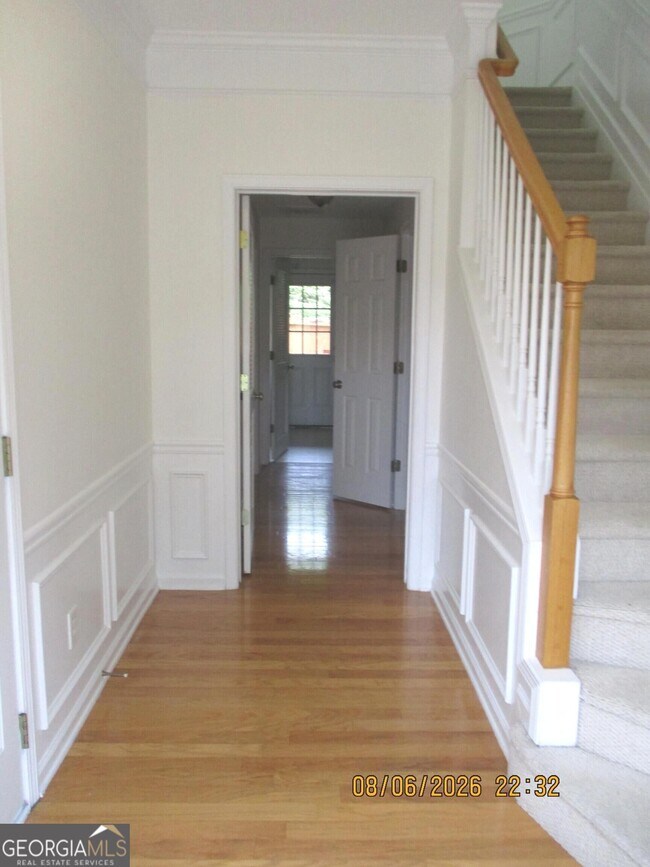 Building Photo - 1112 Thornborough Dr