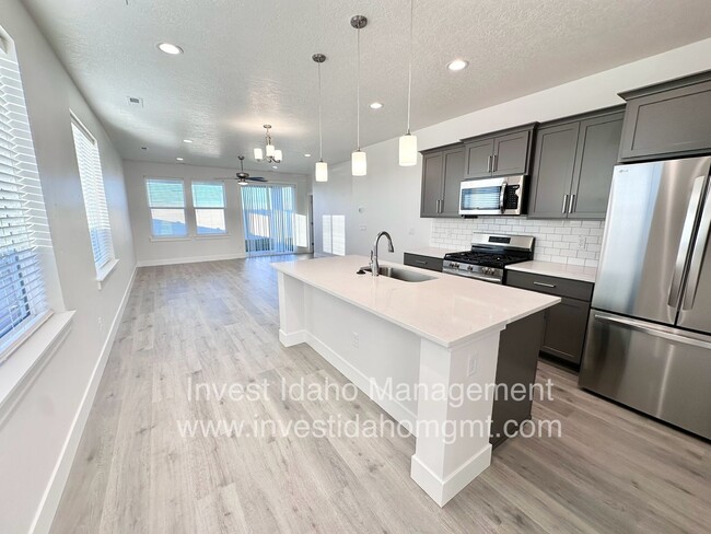 Building Photo - Brand new construction home available now!