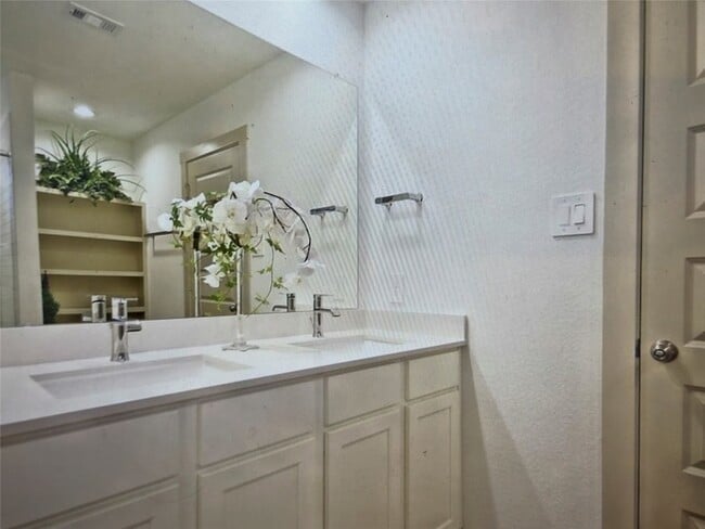 Building Photo - 1326 Bison View Ln