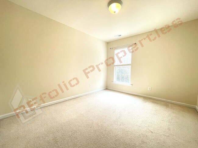 Building Photo - 219 Euphoria Cir