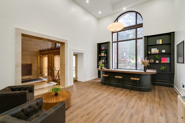 Building Photo - 150S S Independence Mall W