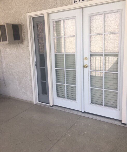 Building Photo - 5422 Quakertown Ave