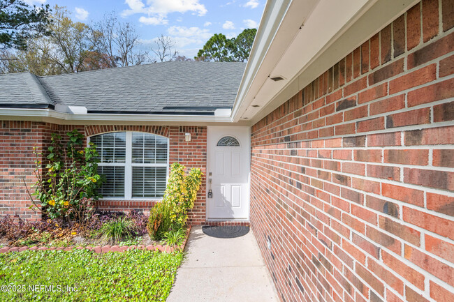 Building Photo - 11446 Wandering Pines Ln