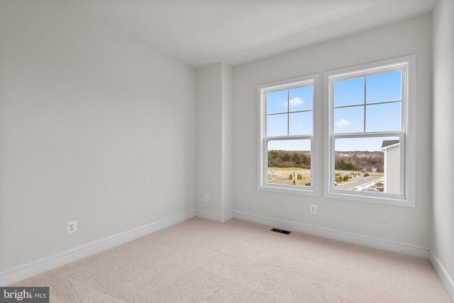 Building Photo - 103 Checkerspot Wy
