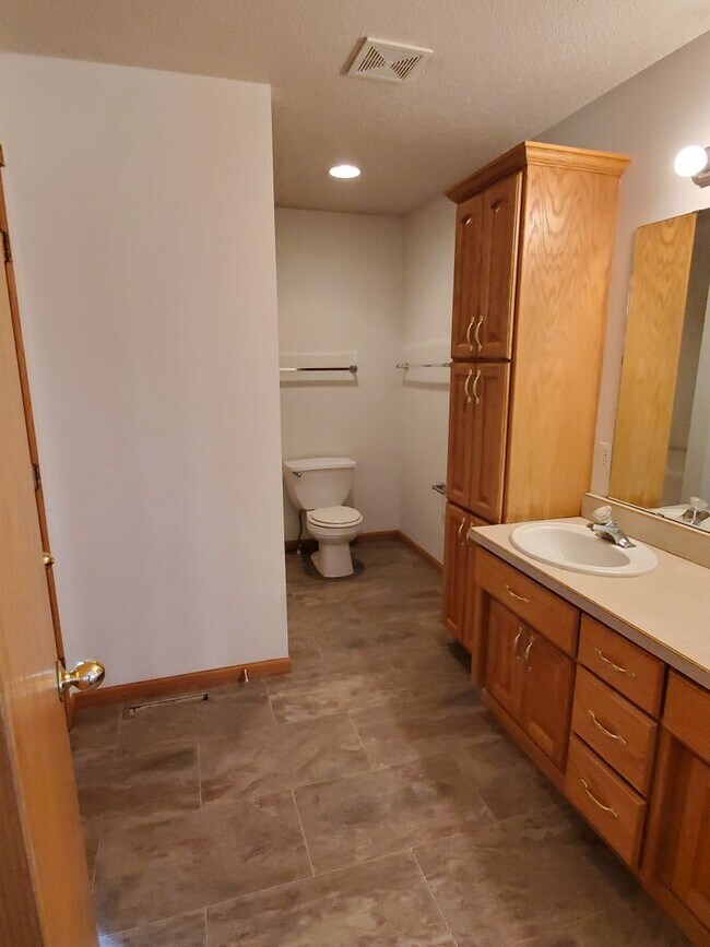 Building Photo - 1663 51st St S