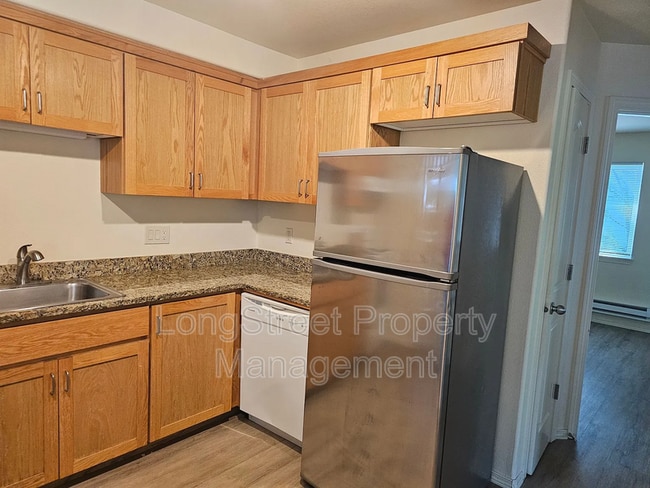 Building Photo - 300 SE 148th Ave