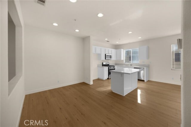 Building Photo - 123 S Orange Ave