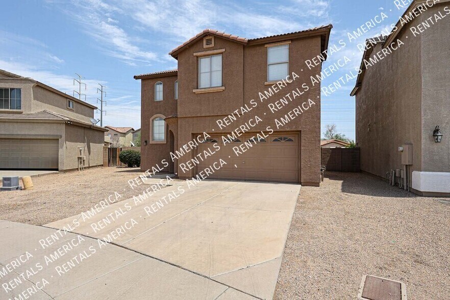 Building Photo - 3825 S 60th Dr