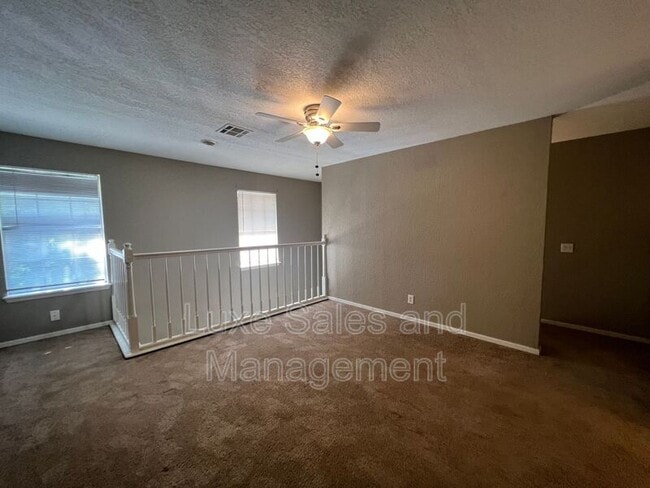 Building Photo - 3200 W Britton Rd