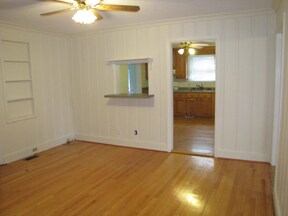 Building Photo - Forest Acres