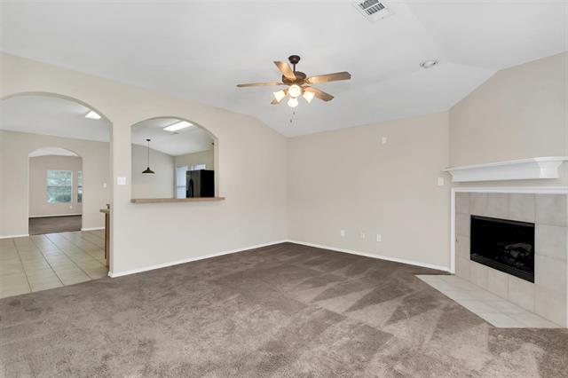 Building Photo - 5712 Country Valley Ln