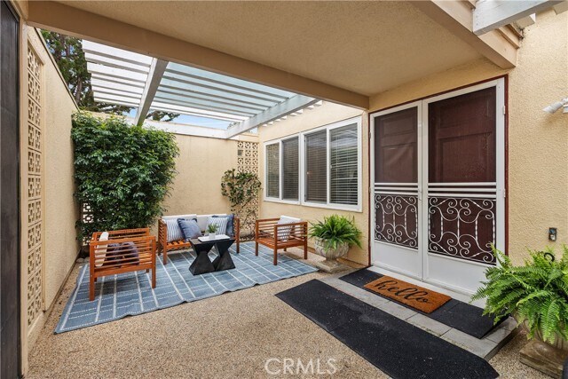 Building Photo - 205 Avenida Majorca