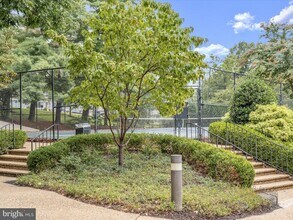 Building Photo - 5500 Holmes Run Pkwy