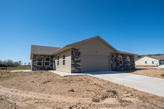 Building Photo - 600 McKay Way