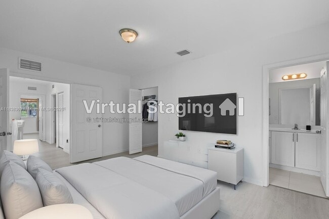 Building Photo - 8206 SW 29th St