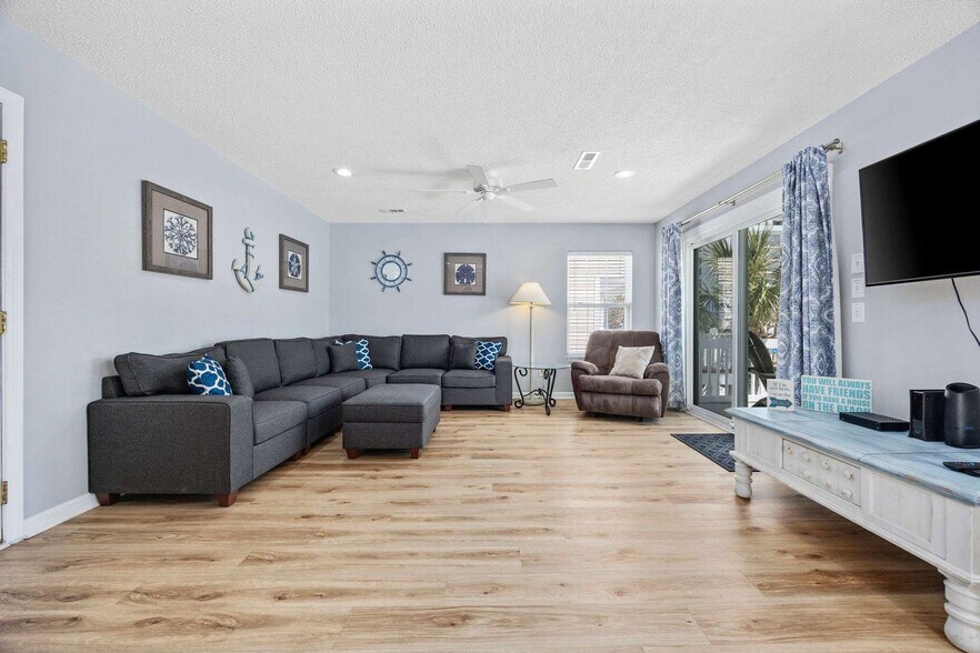 Building Photo - 111B S Yaupon Dr