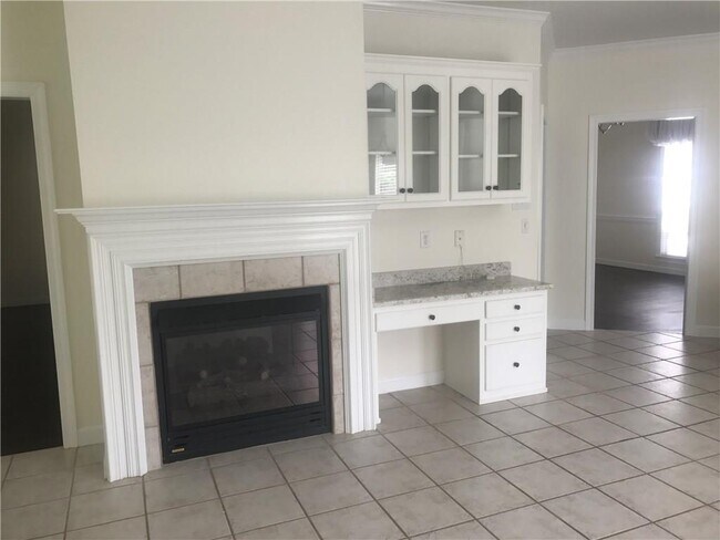 Building Photo - 2324 Abbington Dr