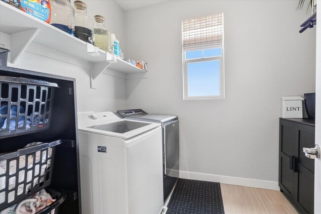 Building Photo - 23022 E Estrella Rd