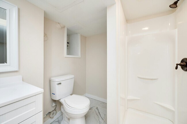 Building Photo - 57 S 6th St
