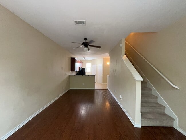 Building Photo - 902 E Glenn Crossett St