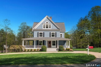 Building Photo - 398 Wilton Rd W