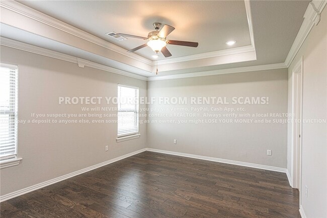 Building Photo - 4358 W Barhem Dr