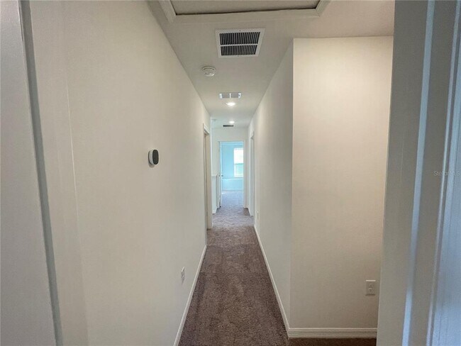 Building Photo - 718 Overpool Ave