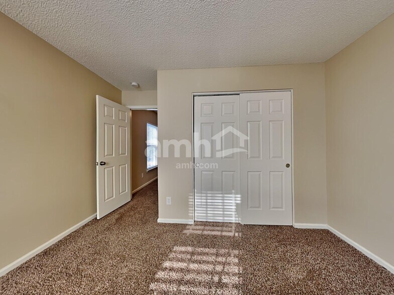 Building Photo - 5146 Torrey Ln