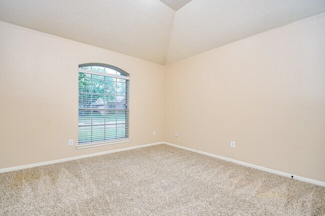 Building Photo - 10018 Park Meadow Dr