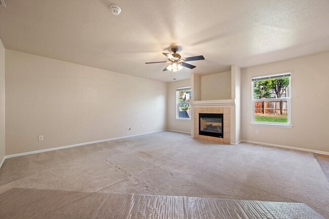 Building Photo - Beautiful 3-Bedroom Home in Cherry Creek School District with Fenced Yard & 2-Car Garage