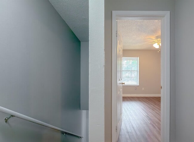 Building Photo - 3294 Nekoma Ln