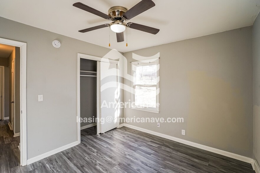 Building Photo - 5707 N 35th St