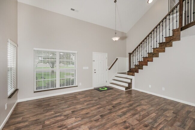 Building Photo - 2156 Turning Leaf Dr