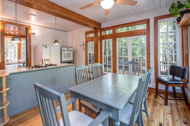 Building Photo - 1939 Crawford Dairy Rd