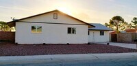 Building Photo - 3030 S Rainbow Ave