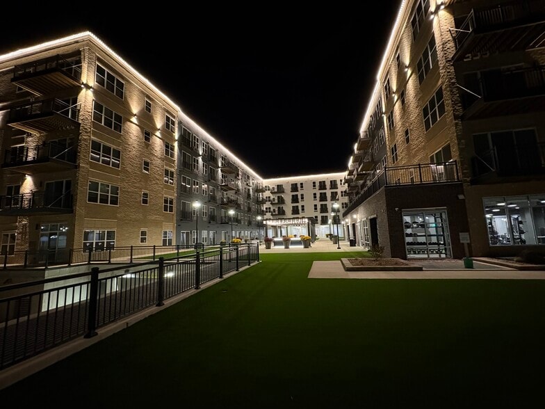 Building Photo - Foundry on 3rd