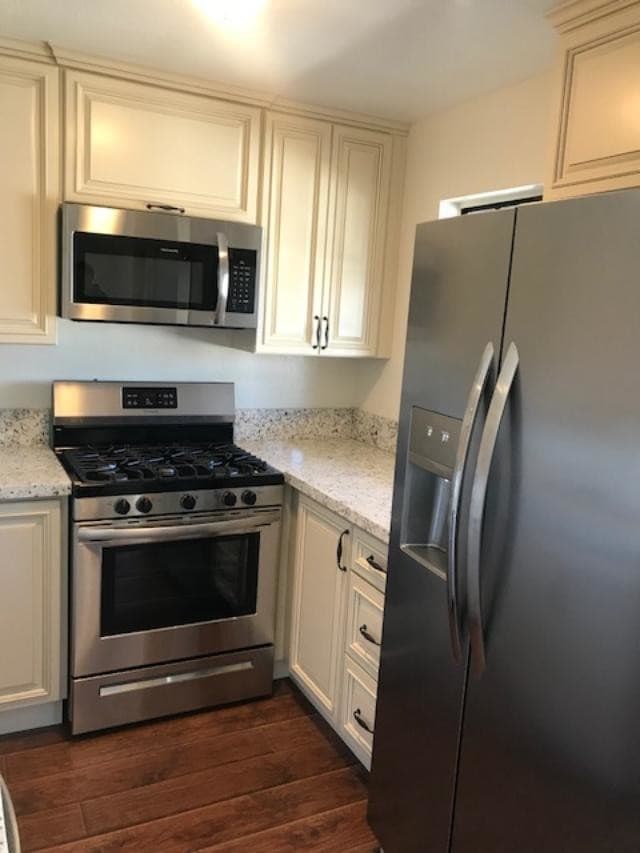 Building Photo - 18530 Hatteras St